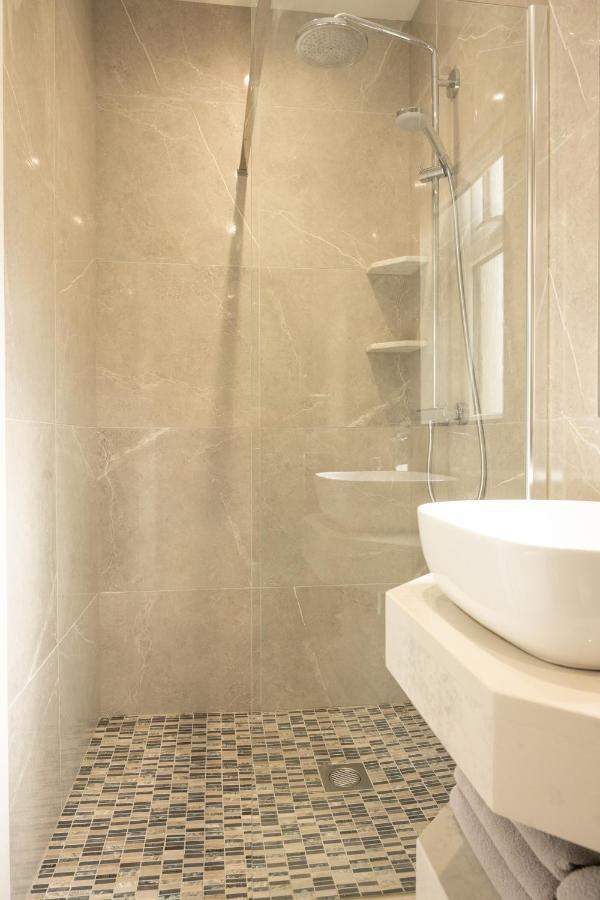 The View Apartment 2, Newry - Luxury Open Plan Apartment With City Views Экстерьер фото